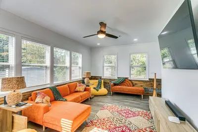 Image de Close to Hospital & Dtwn! Quiet Waycross Home