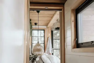 Image de The Water’s Edge * * Unique Muskoka Treehouse * *