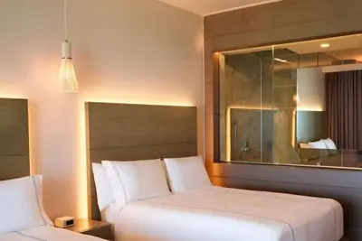 Image de Upscale Resort Suite with Exclusive Lounge, Spa and Pool Access