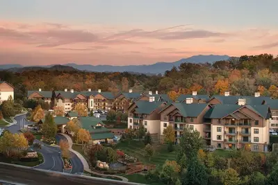Image de 4 - Bedroom Presidential Suite in the Great Smoky Mountains!