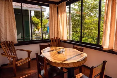 Image de Beautiful apartment in the midst of an exotic garden