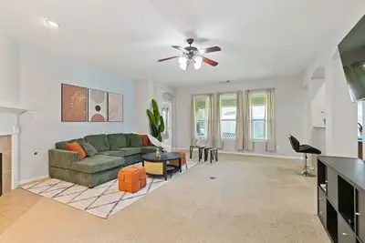 Image de Spacious 4-bedroom house in enchanting Pasadena with Ac