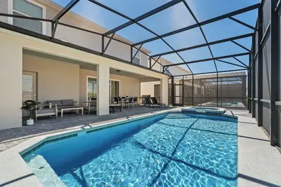 Image de Spacious 10-bedroom house Near Disney with Private pool