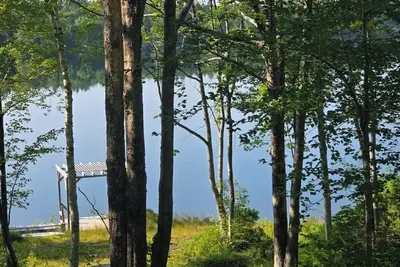 Image de A Quiet, Private Lakefront Cottage, \"Shapody Rest\", Near Digby, Nova Scotia