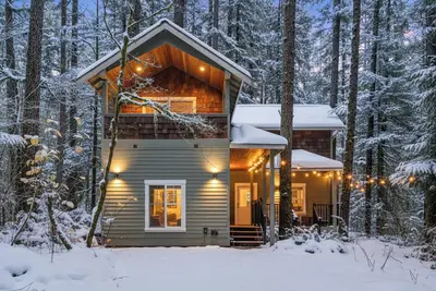 Image de Near Mt. Baker Ski Area, Fast Wi-Fi, King Bed, Firepit