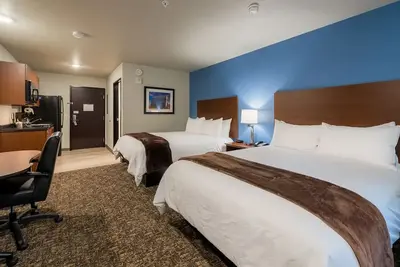 Image de Enjoy Comfort in Pet-Friendly Room with Full Kitchen - Great Location
