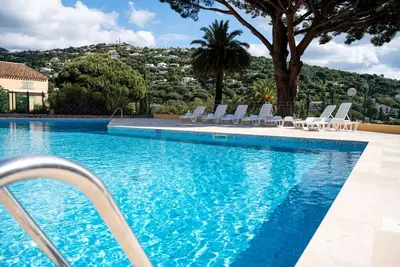 Image de Alora - Studio Vue Mer Climatisé avec Piscine