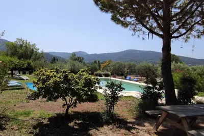 Image de Gîte 'Lavande' avec vue sur la montagne, Wi-Fi et climatisation
