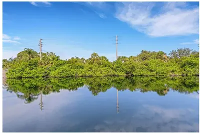 Image de Wow! Venice, Fl! Relax with this peaceful waterview Wow! 3 month minimum!