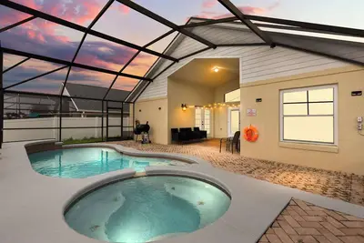 Residentas Oneida Loop