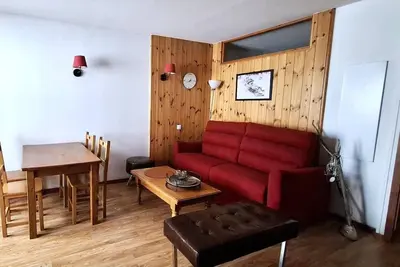 Image de À 40m des pistes de ski, 4ème étage, piscine, sauna, télévision, casier à ski, 31m², Les Orres