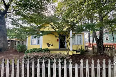 Image de Southern Comfort Cottage in the Heart of Athens