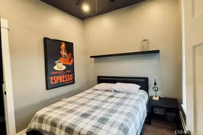 Image de Delightful 4-bedroom apartment in Chicago with Ac