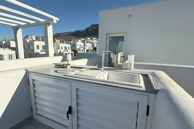 Image de Luxury 2br Penthouse in Gated Complex with Terrace, Pool and Gym