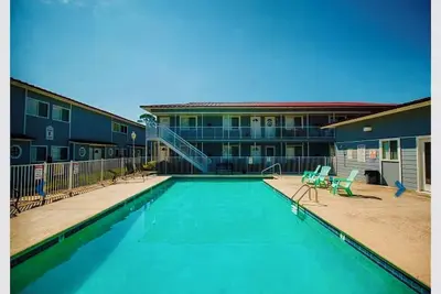 Image de Cozy 1-bedroom condo in beautiful Biloxi with  fitness room and 2 swimming pools