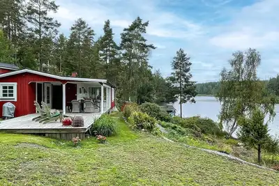 Image de Belle maison à Säffle avec vue sur le lac