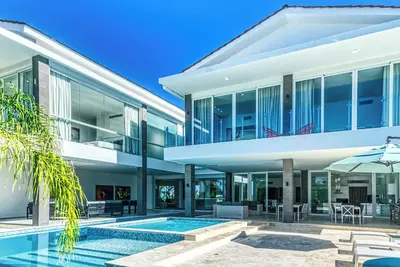 Image de Deluxe 6-bedroom villa in gorgeous Punta Cana with Ac Wifi Golf Cart