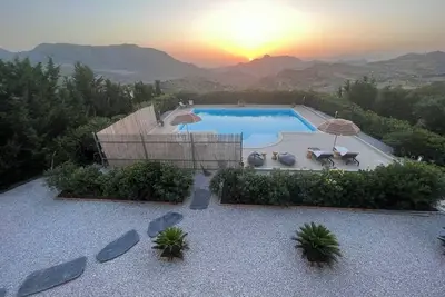Image de Epic Sicilian Views • Pool, Gym, Sauna, Game Room near Palermo, Cefalu
