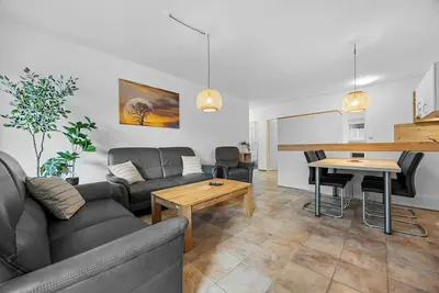 Image de Comfortable vacation apartment Seehase in the center of Hooksiel