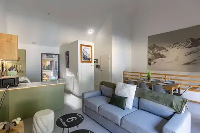 Image de Appartement Haut de Gamme 3 Chambres avec Terrasse et Jardin