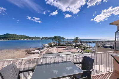 Image de Appartement en Bord de Mer avec Climatisation