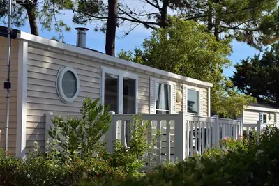 Image de Dim - Cottage Confort 2ch / 4p - 30m² - Terrasse parasol 4 personnes