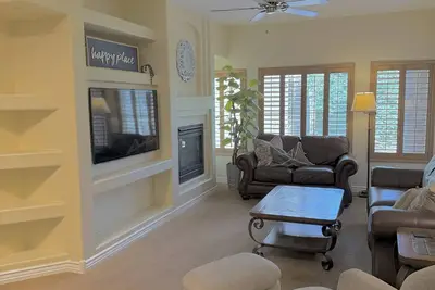 Image de Snowbird dream! Resort-Style Gated, Convenient North Phoenix Condo 2 bed.