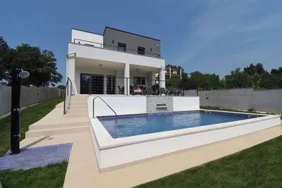 Image de Luxury Villa Tara, 4 bedroom Villa with heated big pool