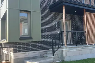 Image de Elegant 2 bdrm Home w/King Bed & free parking