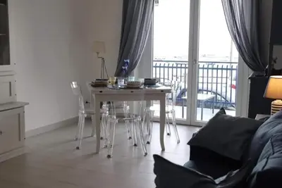 Image de Vacation home by the sea, for couples and families, in the typical village of Capomulini.