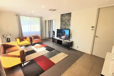 Image de Spacious 3-bedroom home in the quiet and leafy suburb of Page, Belconnen.