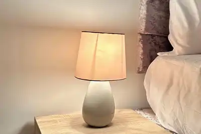 Image de 3Bed Property in jarrow city, Ideal for Nhs, Contractors &Families. Free parking.