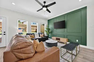 Image de Lone Star - Elevated Lakeside Retreat