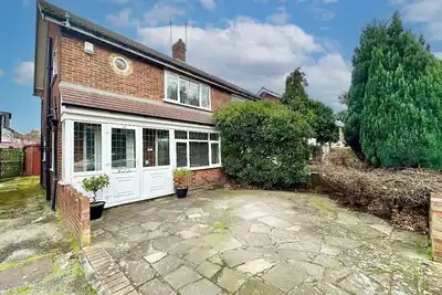 Image de Stylish & Spacious 3br House-Garden-Parking- Ideal base to explore London /Essex