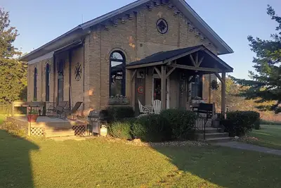 Image de The Comfort Schoolhouse, Est 1872