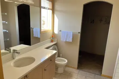 Image de home away form home in calgary