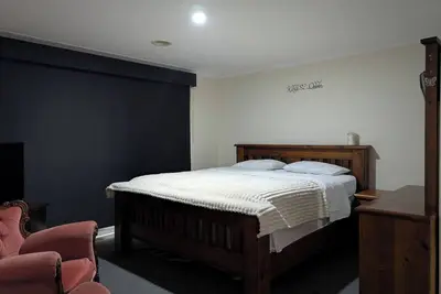 Image de Maison de vacances spacieuse et confortable sur une colline