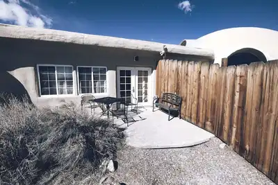 Image de Charming Dome Rental in Colorado for Stunning Retreats to the Mountains