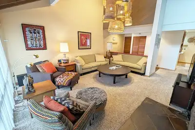 Image de Meadow House 42 - Private Hot Tub, A/C, Common Area/Golf Course View
