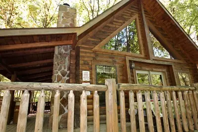 Image de Beautiful Cabin For Rent in Hocking Hills Region of Ohio