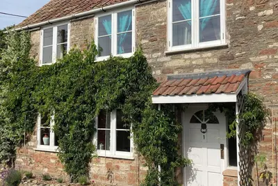 Image de Traditional Country Cottage