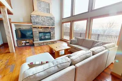 Image de New! West Ridge #62 - Seven Bedroom Home