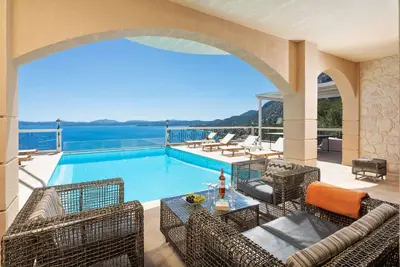 Image de Anna Nissaki - Quatre Chambres Villa, Couchages 8