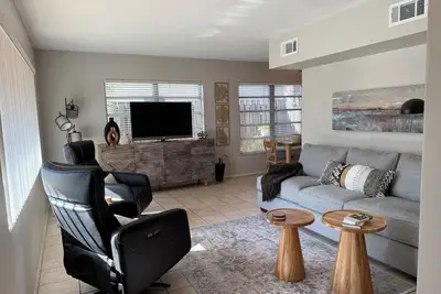 Image de Venice Island. Renovated. In the heart of Venice! 5 minute walk to Venice Beach