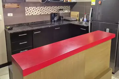 Image de Luxury apartment with view of the river and pool and work area