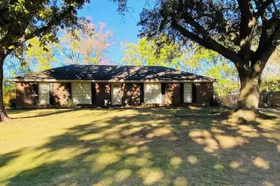 Image de Lovely 4-bedroom home with Fsst WiFi and Ac in Montgomery