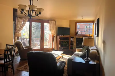 Image de Downtown ski condo — centrally located