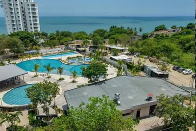 Image de Apartment with pool, view and access to the sea Santa Marta, close to the airport.
