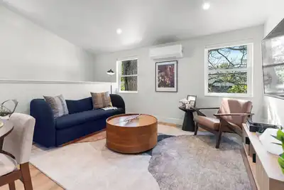 Image de Walkable 2br Close to downtown, hiking, Red Rocks