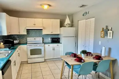 Image de Cozy Family Cottage Near River& Anna Maria sleep 7